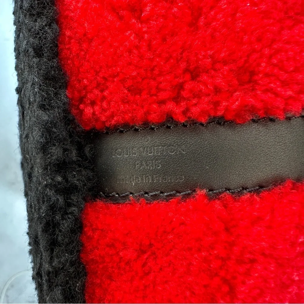 Louis Vuitton Teddy Speedy 25 red/black Monogram Shearling Bandouliere LV Bag - Picture 9 of 16